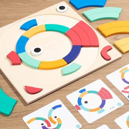 Creative Rainbow Building Block Puzzle, a Wooden Educational Puzzle Game That Comes with 15 Double-sided Pattern Cards, Designed to Develop Hands-on Skills and Imagination